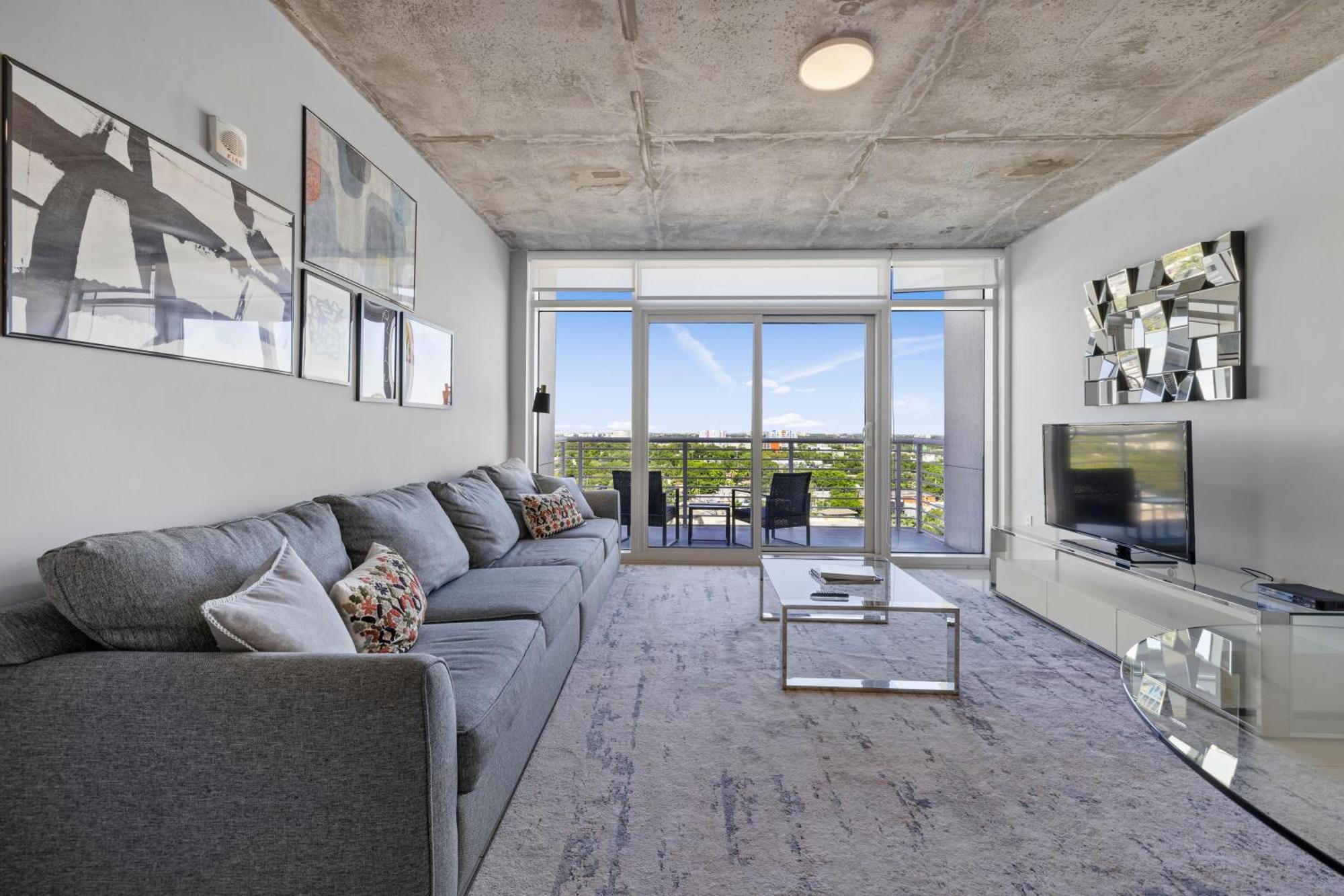 Apartment 1113-stunning 2br2ba Midblock Free Parking Miami